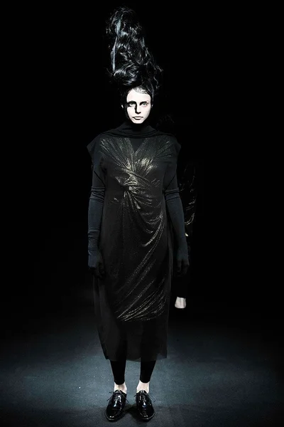 Look 44